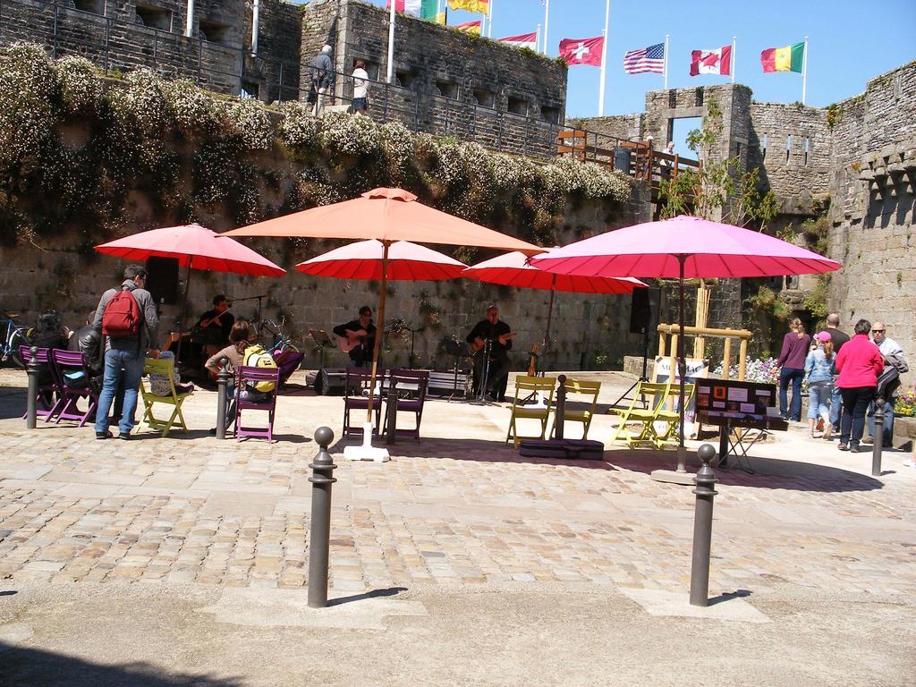 Hotel Modern Concarneau Ngoại thất bức ảnh